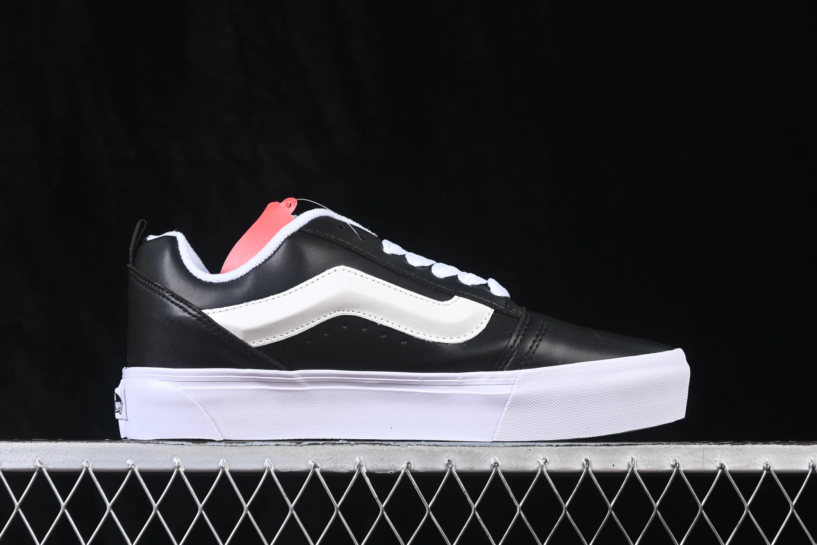 All categories Vans Vans series Vans Low Vans low-top Vans Knu-Skool Vr3 Vans low-top casual sports skateboard shoes VN000EB5BLA